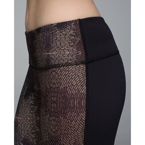 Lululemon Wunder Under Crop II *Full-On Luon Legging Golden Godess Cashew Size 6 - Picture 6 of 12